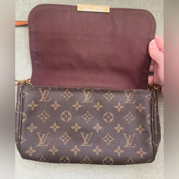 Louis Vuitton Dark Brown Monogram Crossbody Bag - Picture 3 of 7